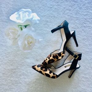 Animal print pointed heels